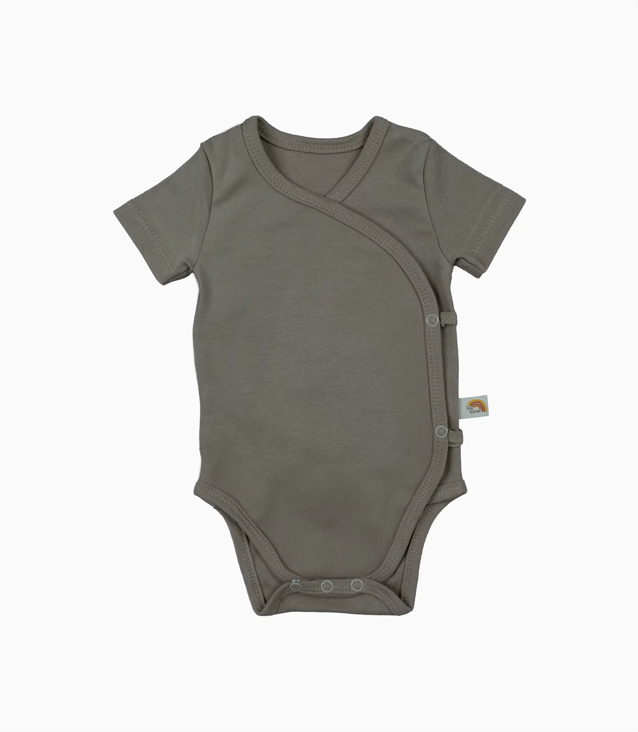 Kurzarm Wickelbody in der Farbe Haselnuss für Neugeborene aus Bio-Baumwolle