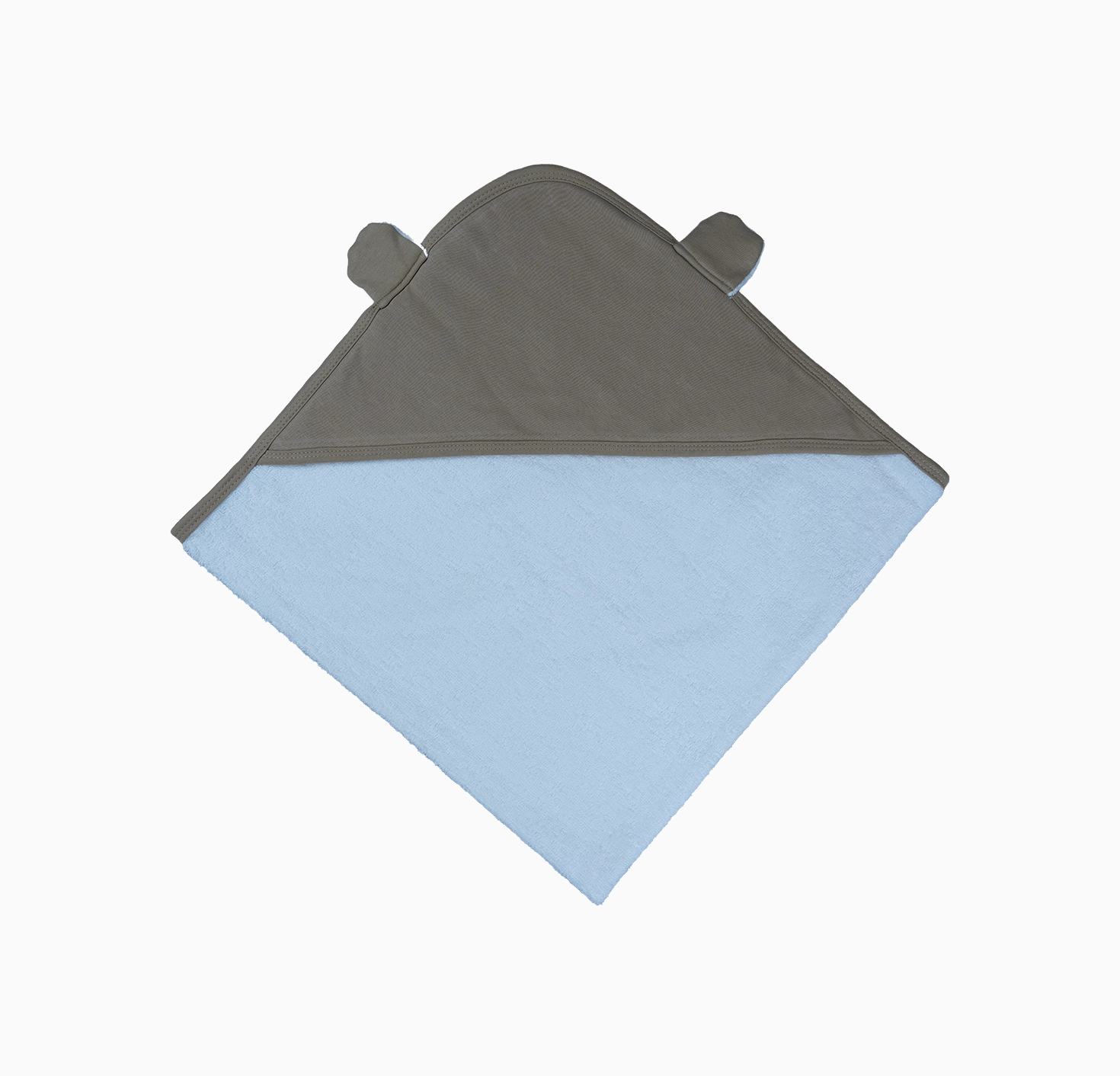 Kapuzenhandtuch aus Bio-Baumwolle in der Farbe Haselnuss